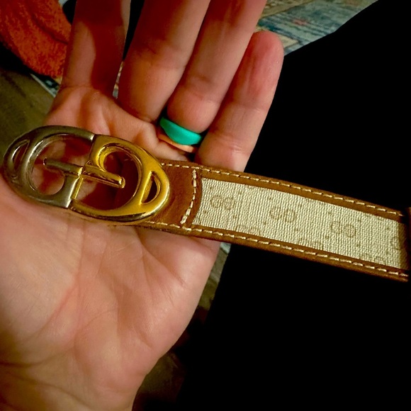Vintage GUCCI Logo Belt size 75 or 24/0 XS - Picture 6 of 16